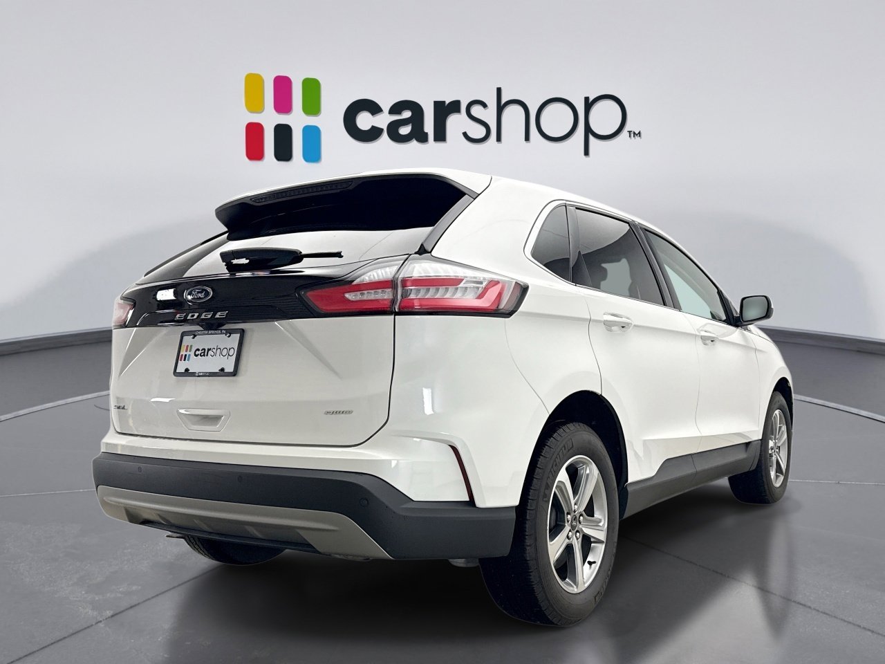 Used 2024 Ford Edge SEL w/ Convenience Package image 5