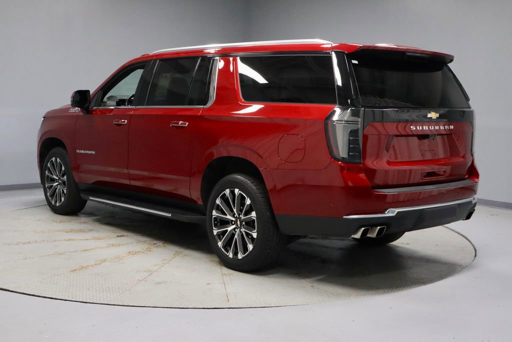 Used 2025 Chevrolet Suburban High Country w/ Sun And Tow Package AWD/4WD image 9