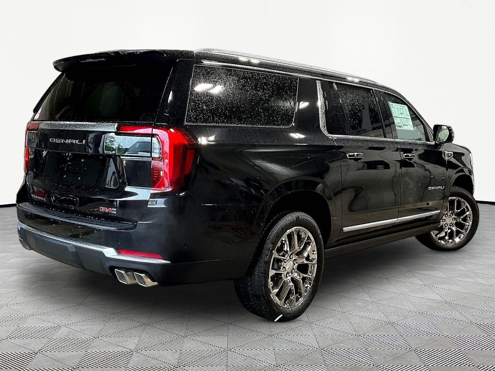New 2026 GMC Yukon XL Denali w/ Denali Reserve Package AWD/4WD image 7