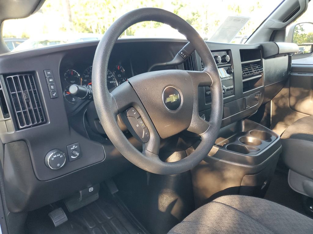 Used 2024 Chevrolet Express 2500 w/ Driver Convenience Package RWD image 15