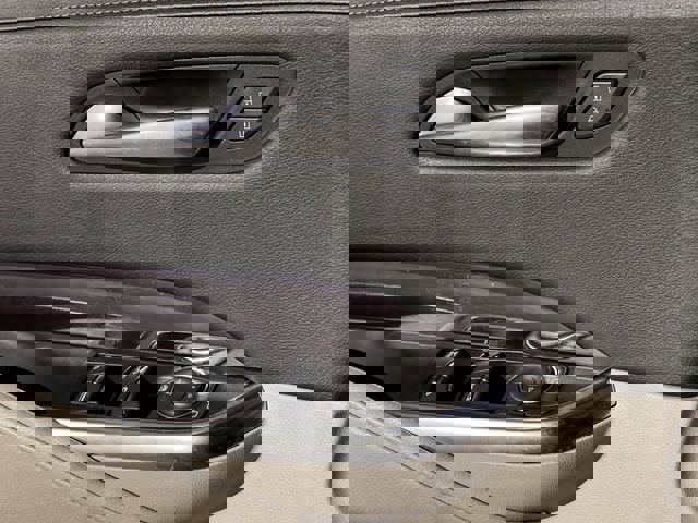 Certified 2021 Cadillac XT4 Luxury w/ Cold Weather Package image 20