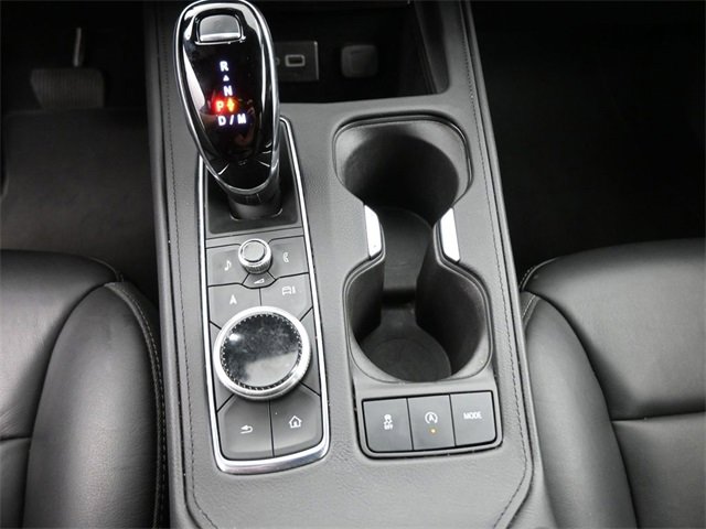 Used 2024 Cadillac XT4 Premium Luxury image 4