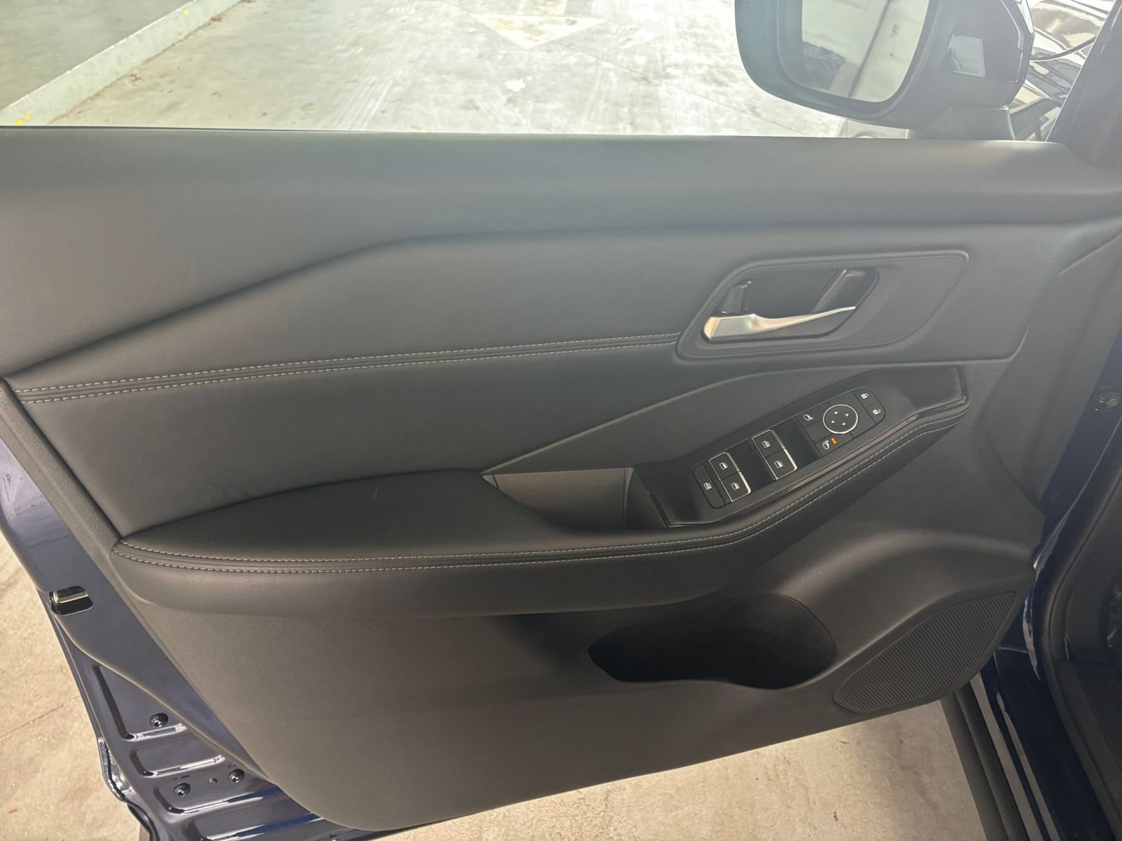 Used 2025 Kia Soul LX w/ LX Technology Package FWD image 18