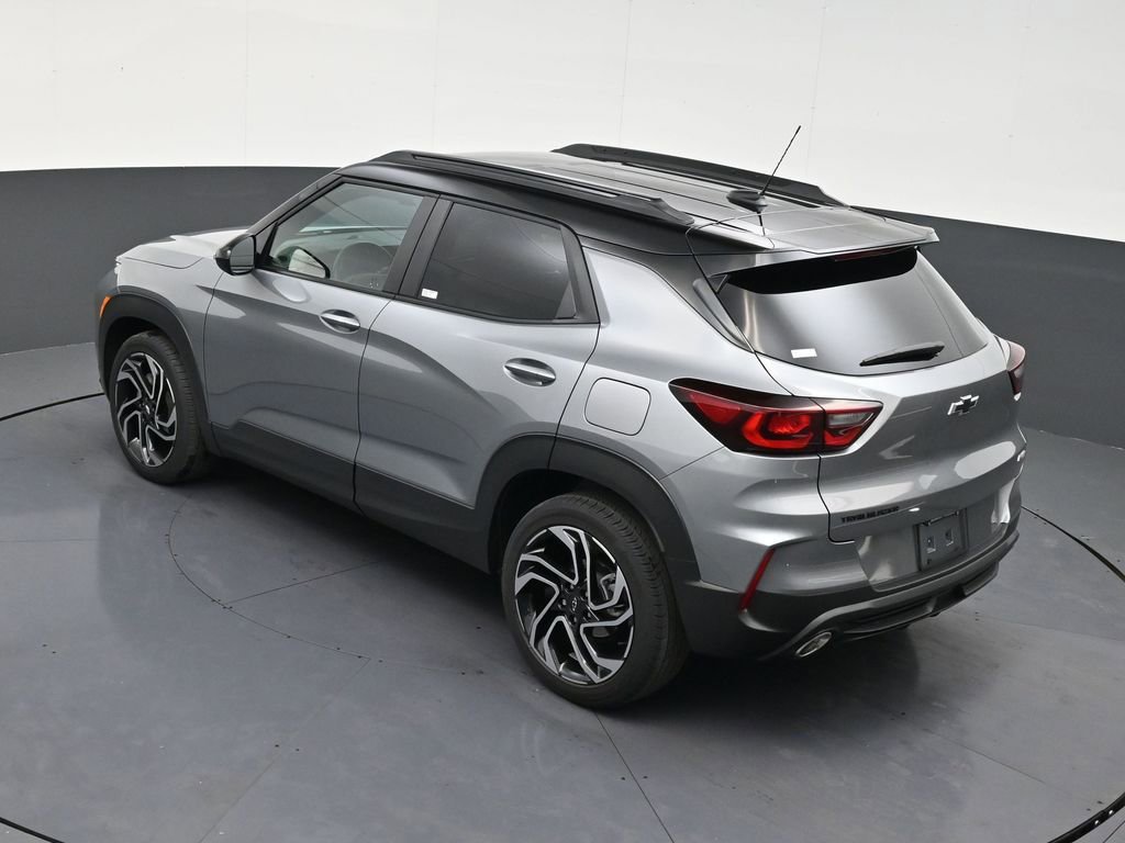 Used 2025 Chevrolet TrailBlazer RS FWD image 15