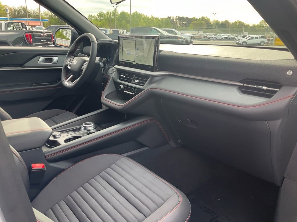 New 2026 Ford Explorer ST-Line image 11