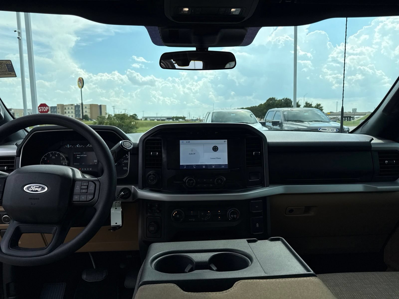 Used 2022 Ford F150 XLT w/ Trailer Tow Package RWD image 14