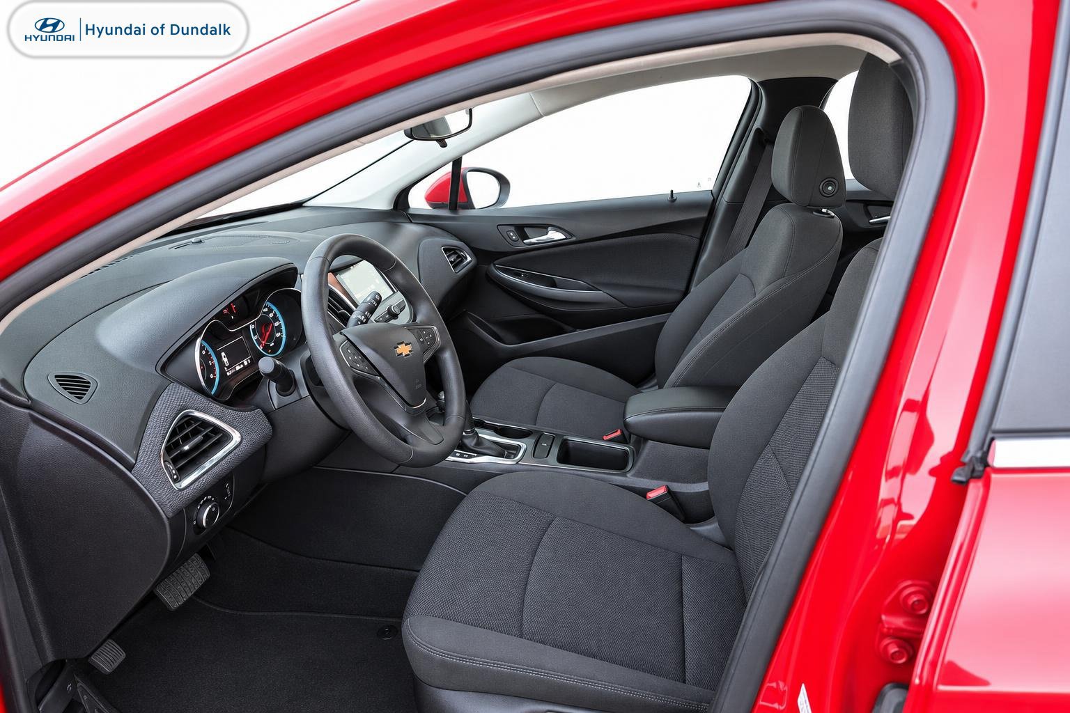 Used 2017 Chevrolet Cruze LT FWD image 5