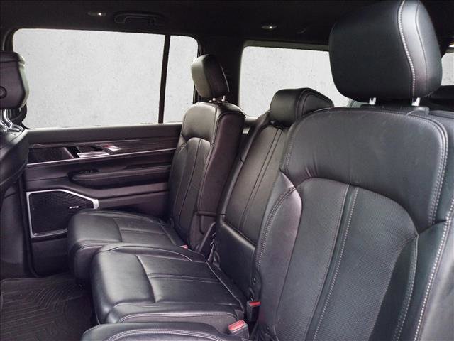 Used 2022 Jeep Wagoneer Series II image 11