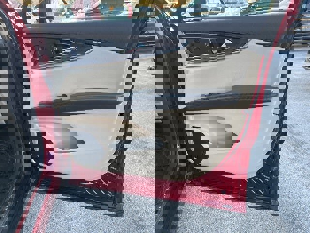 Used 2016 Lincoln MKX Reserve w/ Technology Package image 25