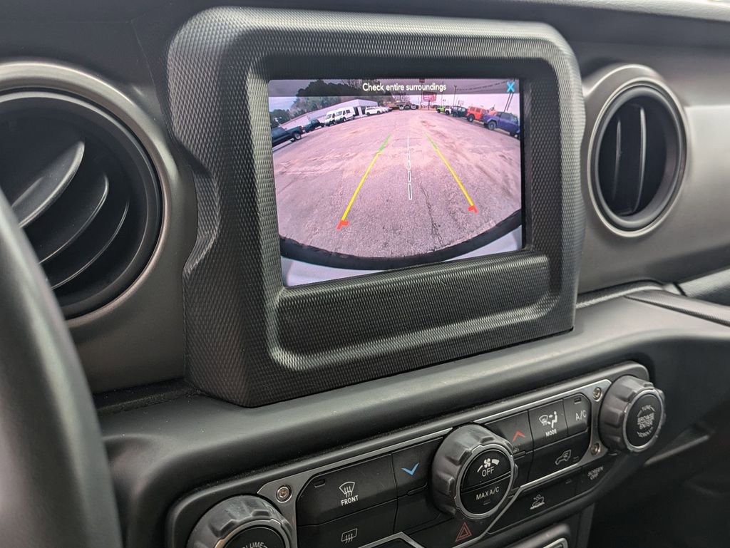 Used 2023 Jeep Wrangler Sport S image 18