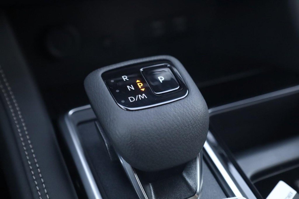 New 2026 Nissan Pathfinder Platinum image 19