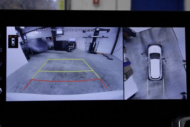 Used 2022 Kia Sorento SX Prestige w/ Panoramic Sunroof Package image 39