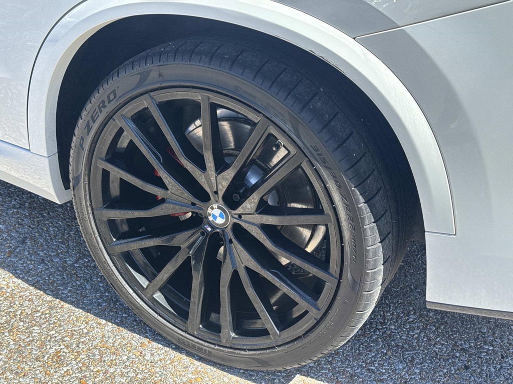 Used 2021 BMW X5 sDrive40i w/ M Sport Package image 5