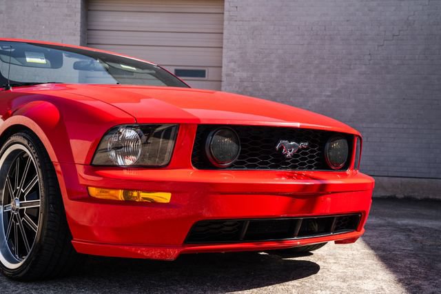 Used 2006 Ford Mustang GT Premium RWD image 23