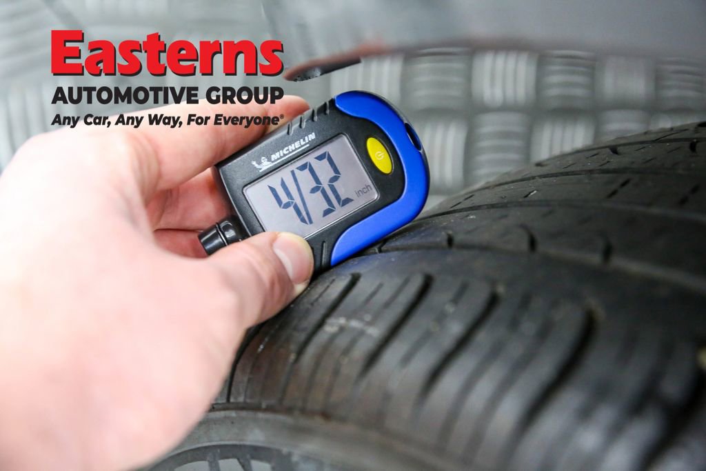 Used 2023 Hyundai Venue SEL image 25