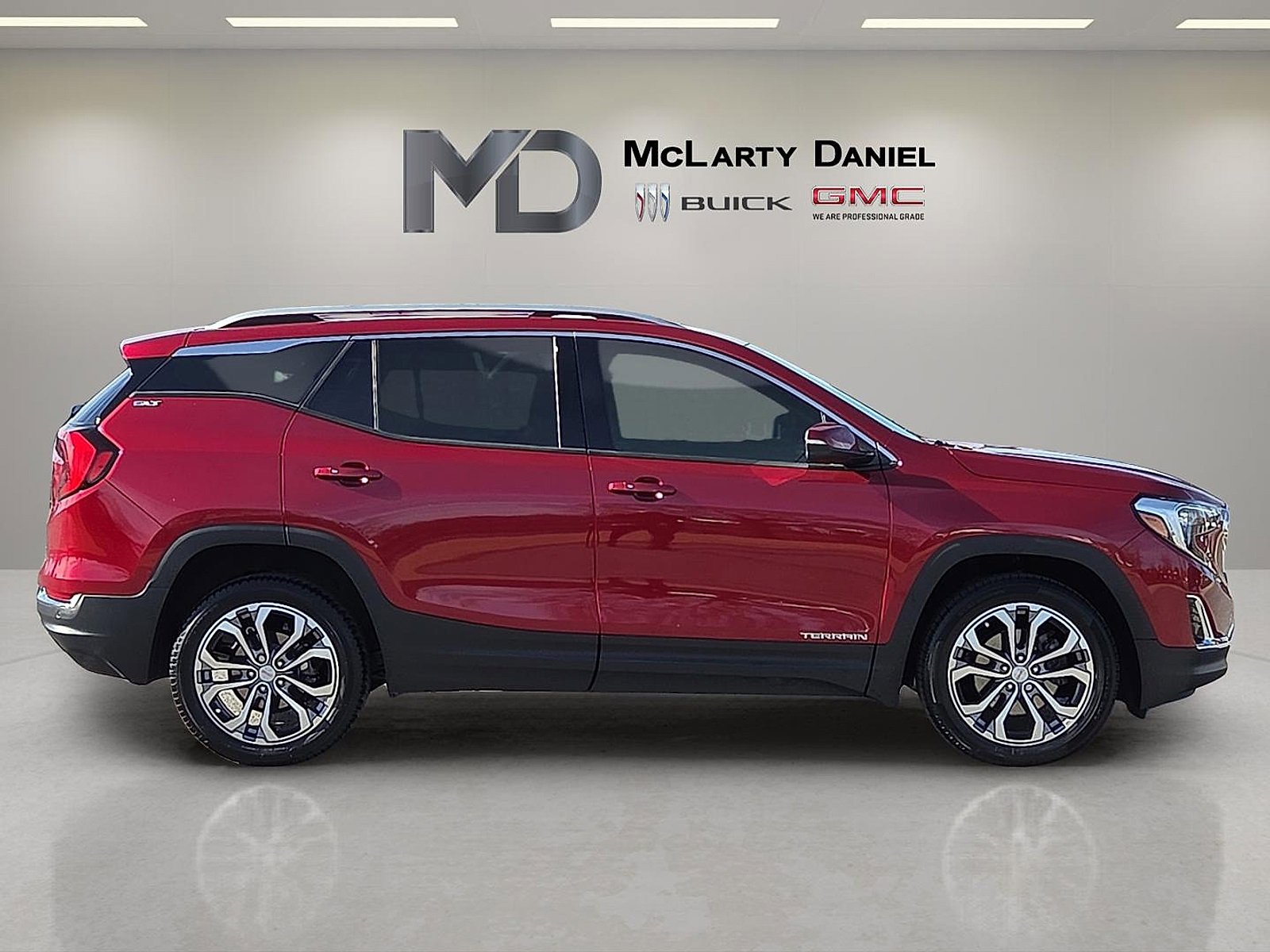 Used 2020 GMC Terrain SLT w/ Preferred Package image 6