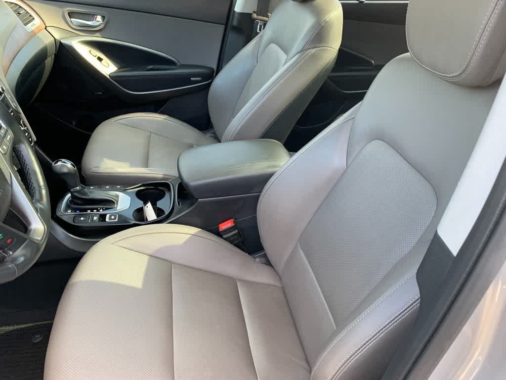 Used 2017 Hyundai Santa Fe Limited AWD/4WD image 20