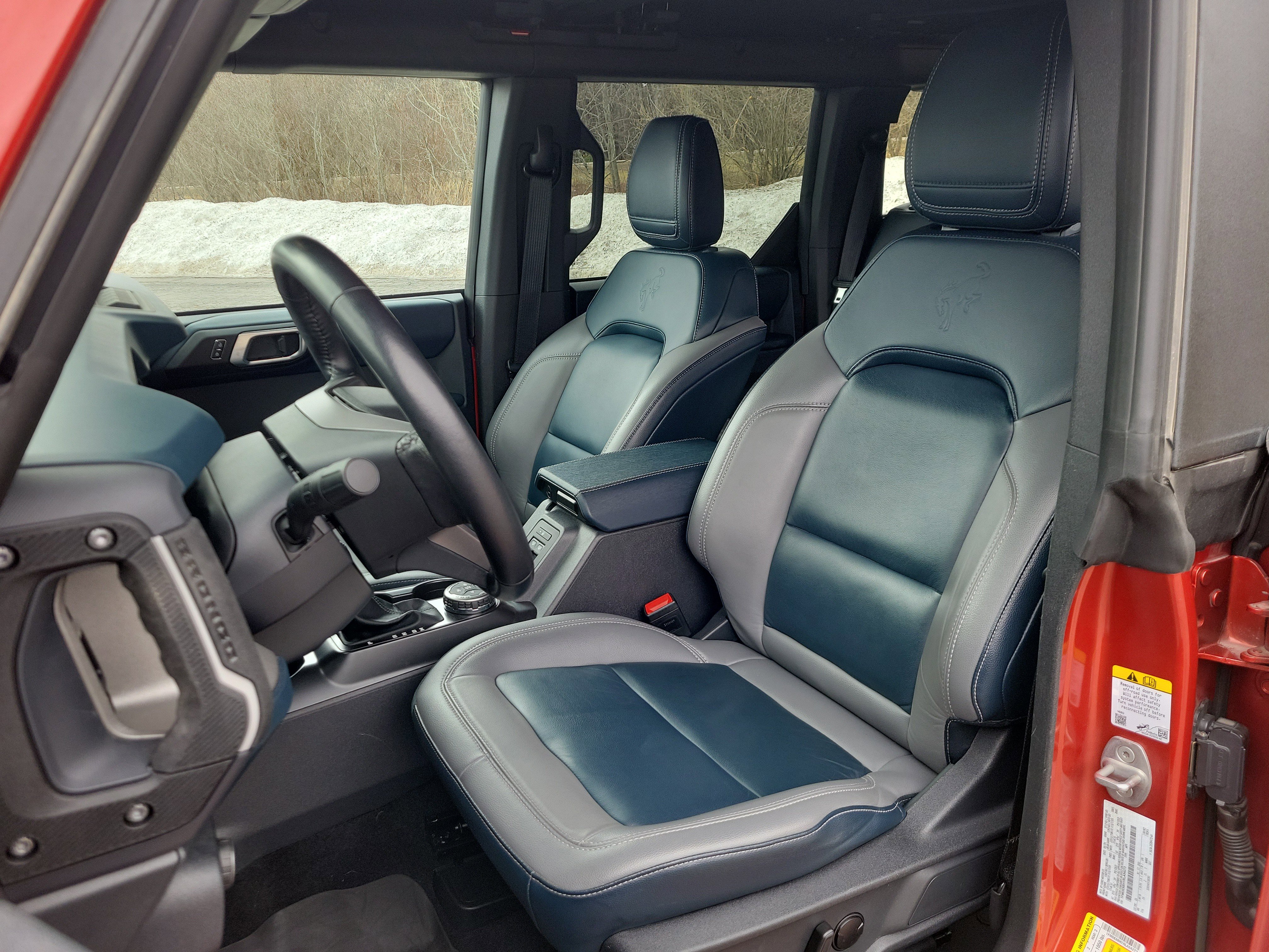 Used 2024 Ford Bronco Outer Banks w/ Sasquatch Package image 14