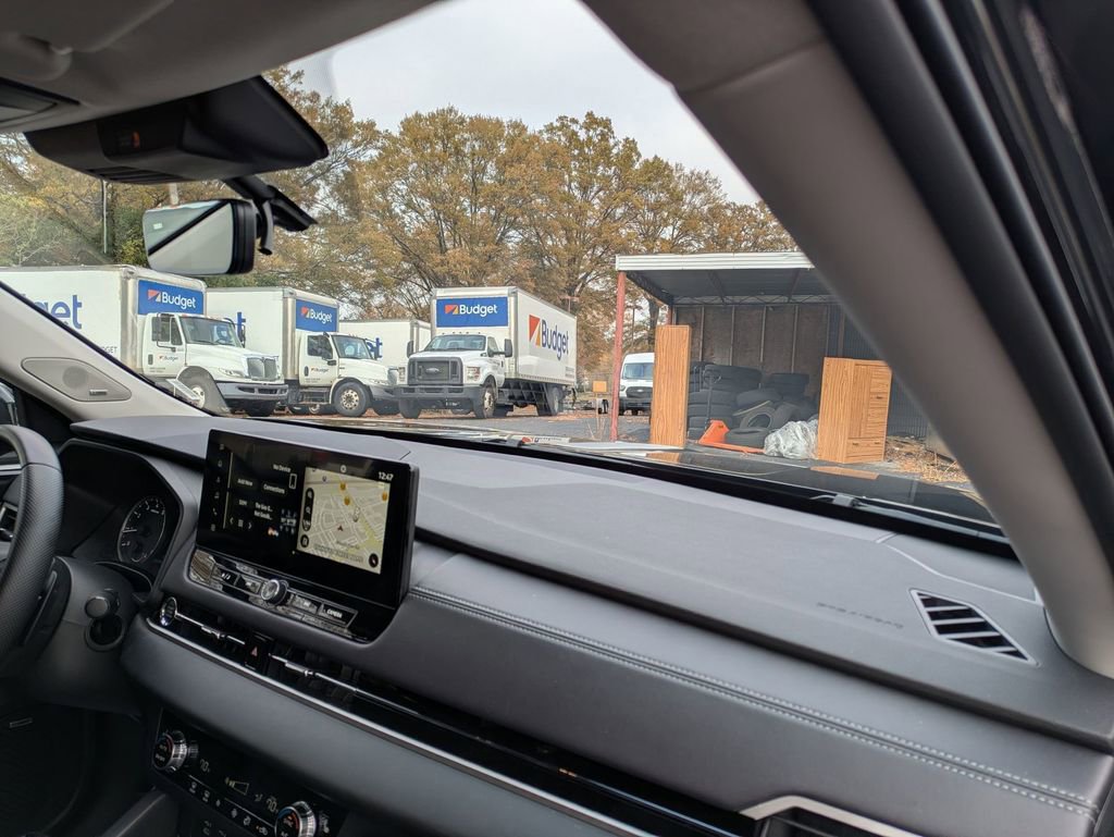 Used 2025 Mitsubishi Outlander SE image 29