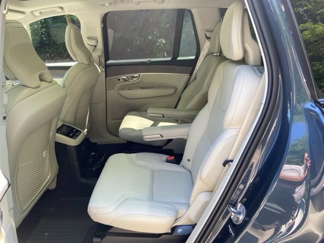 New 2026 Volvo XC90 T8 Ultra w/ Protection Package Premier AWD/4WD image 16