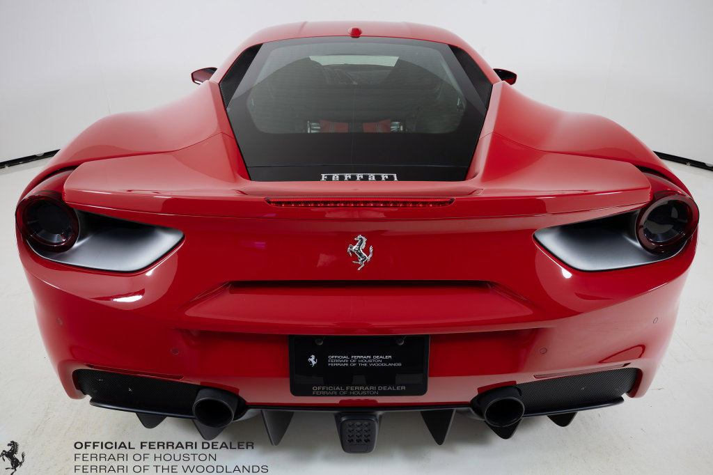 Certified 2017 Ferrari 488 GTB RWD image 27