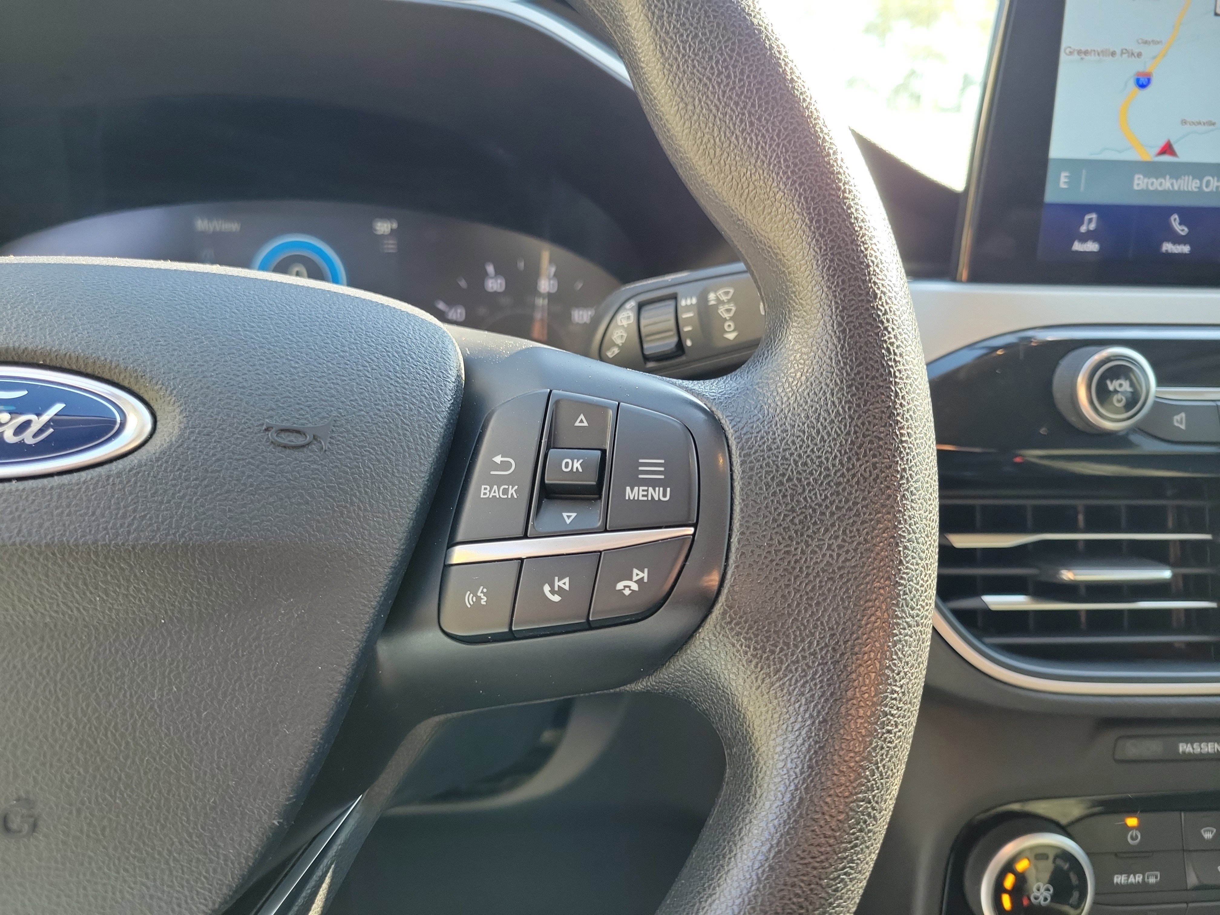 Used 2021 Ford Escape SE image 23