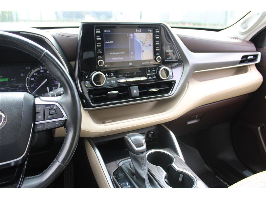 Used 2020 Toyota Highlander Limited AWD/4WD image 24
