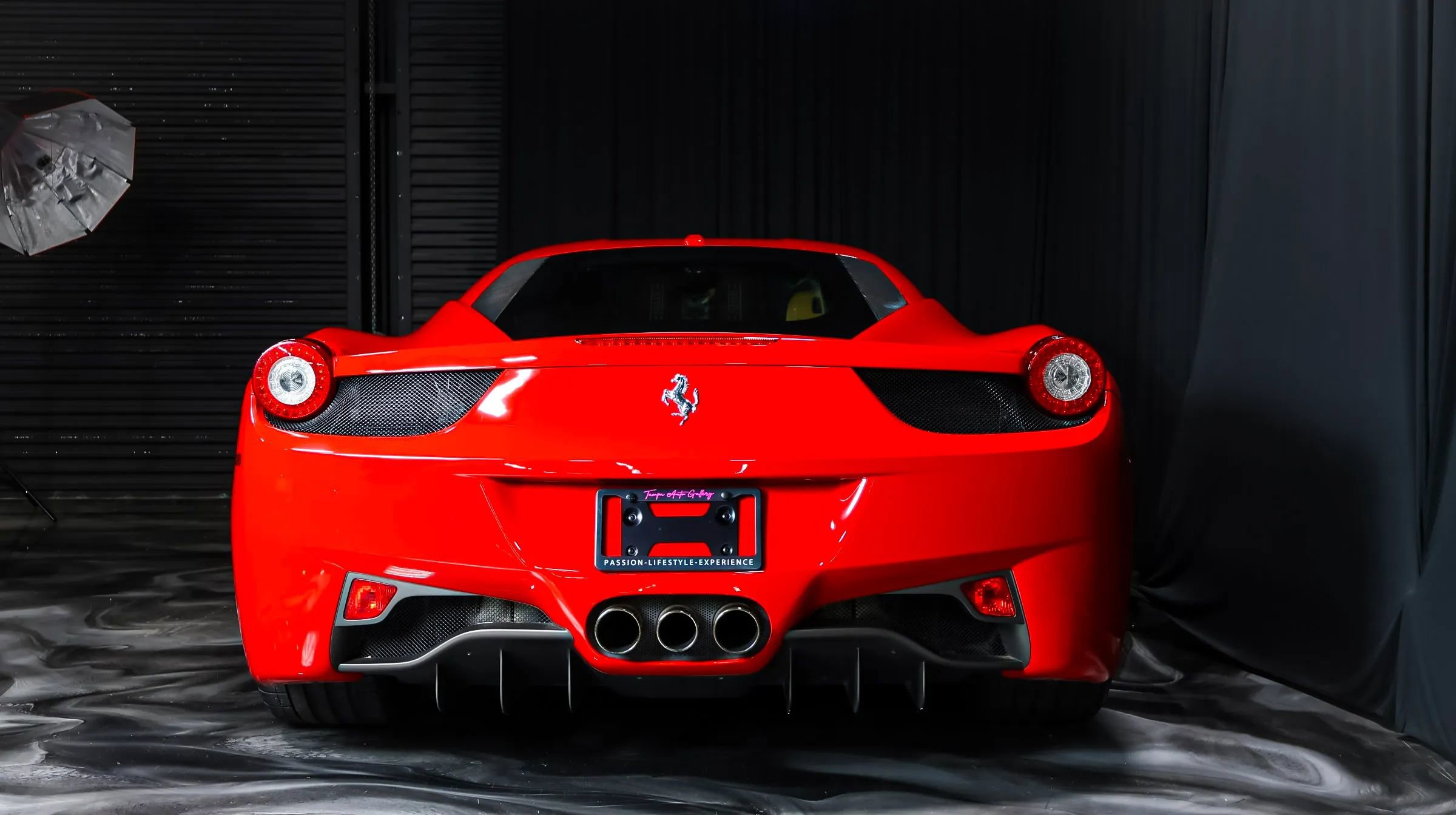 Used 2011 Ferrari 458 Italia Coupe RWD image 14