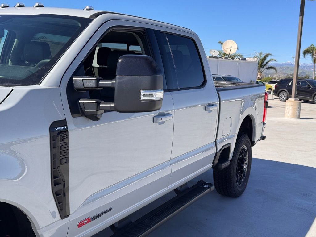 New 2026 Ford F250 Lariat w/ Black Appearance Package image 9