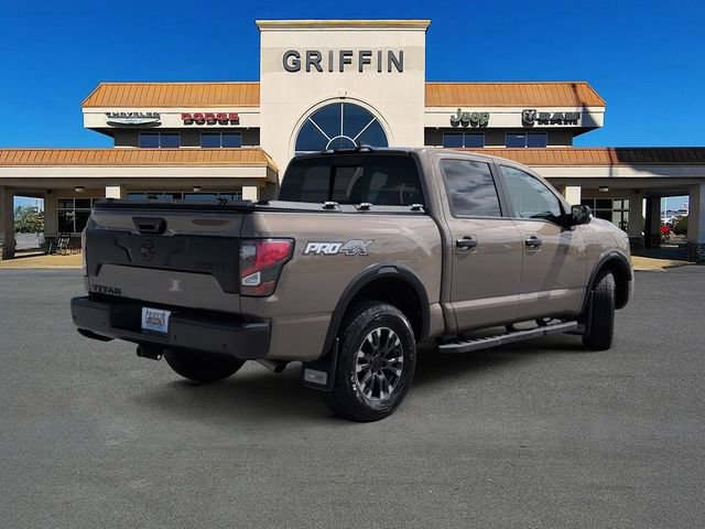 Used 2024 Nissan Titan PRO-4X w/ Pro-4x Convenience Package AWD/4WD image 4