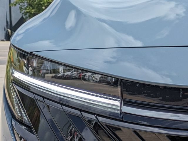 New 2026 Nissan Sentra SR w/ SR All Weather Package FWD image 11
