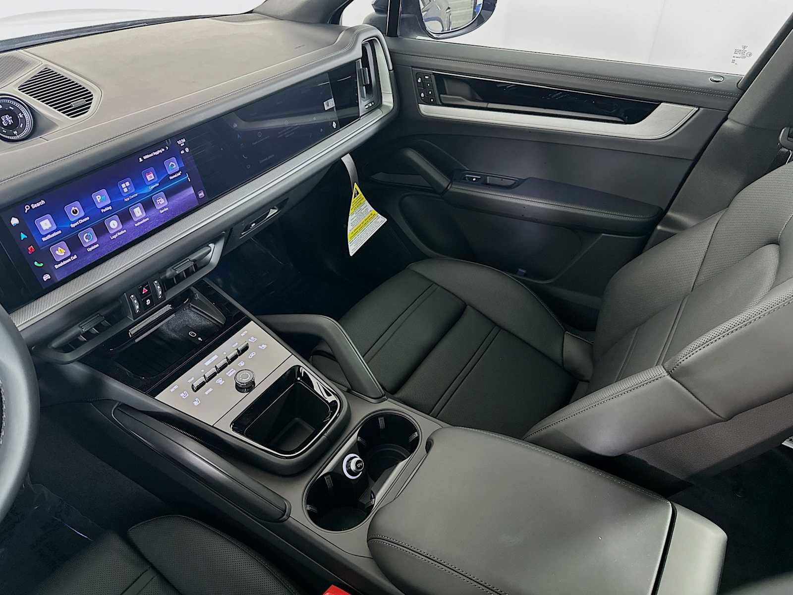 New 2026 Porsche Cayenne E-Hybrid image 25