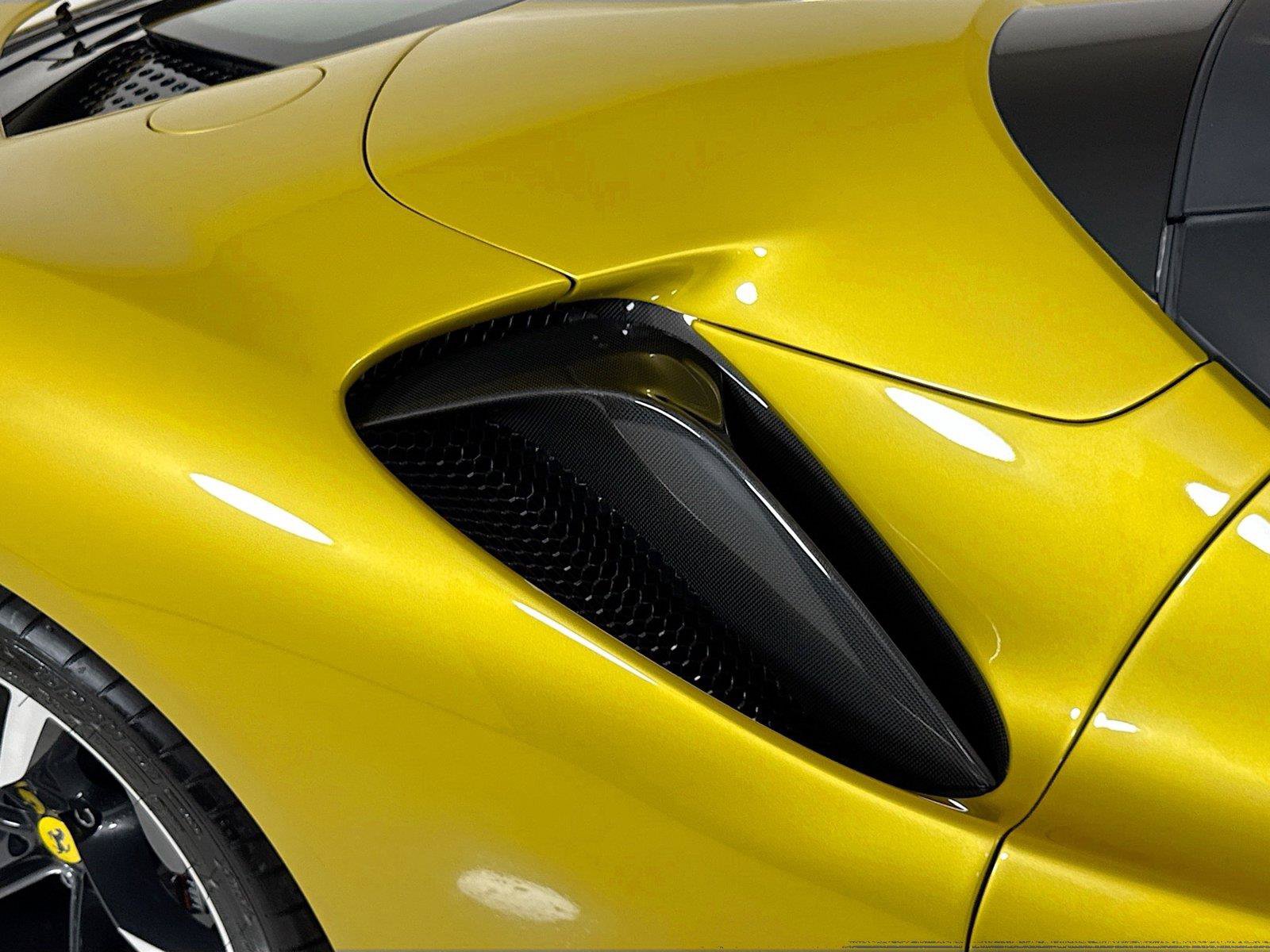 Used 2022 Ferrari SF90 Spider AWD/4WD image 38