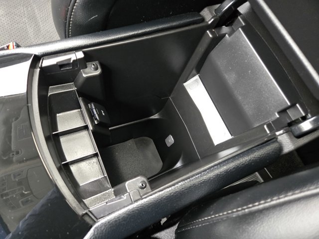 Used 2017 Ford Edge Sport w/ Equipment Group 401A AWD/4WD image 14