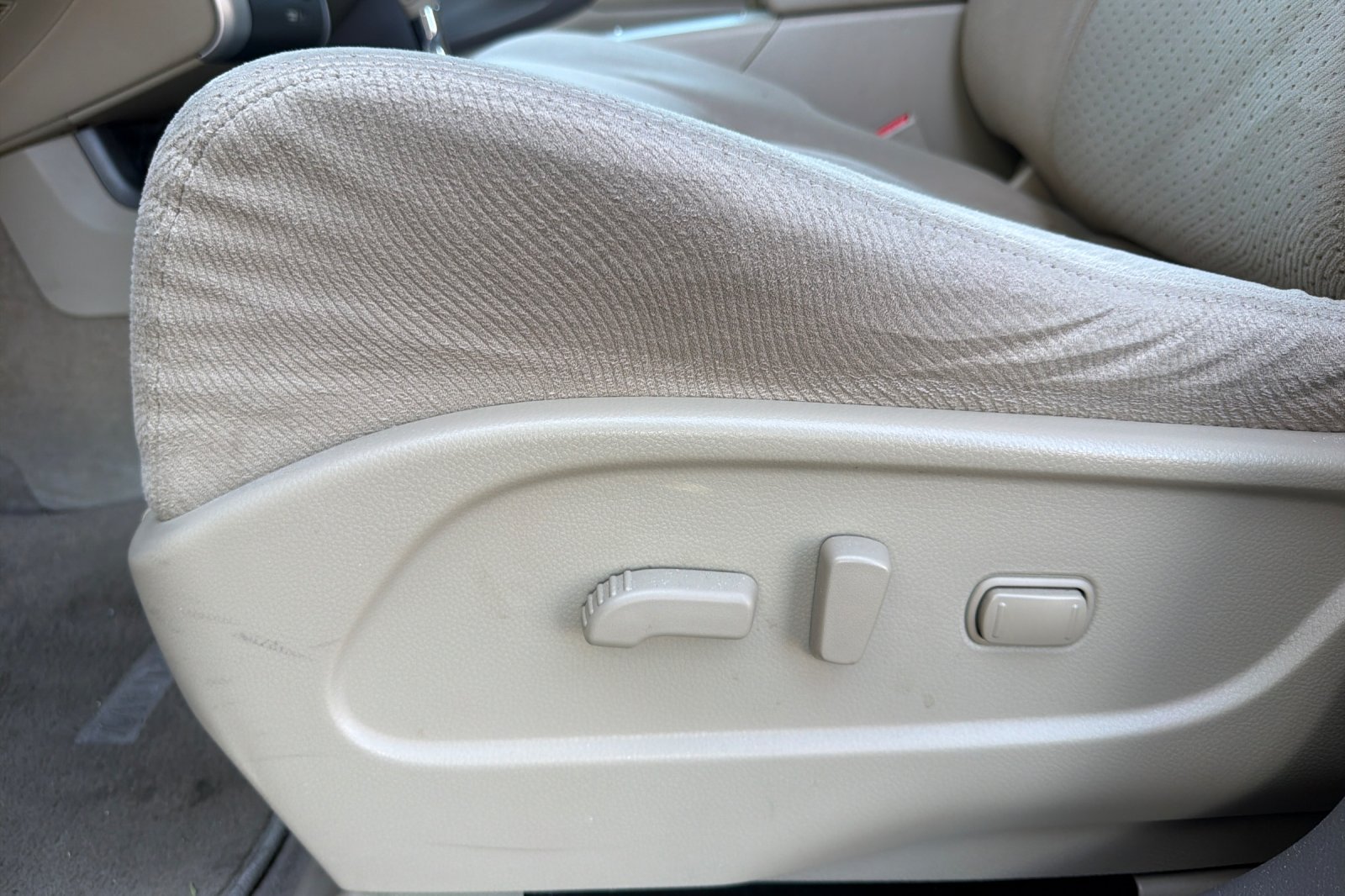 Used 2013 Nissan Murano SV AWD/4WD image 15