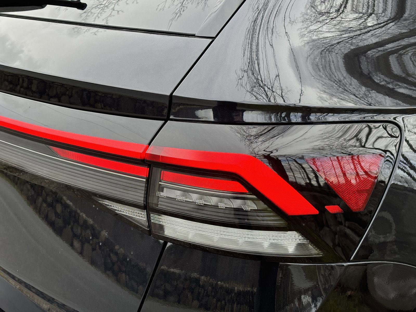 Used 2025 Volkswagen Taos SE w/ Panoramic Sunroof Package image 20