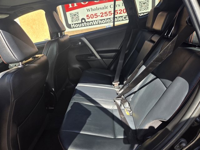 Used 2016 Toyota RAV4 SE AWD/4WD image 11
