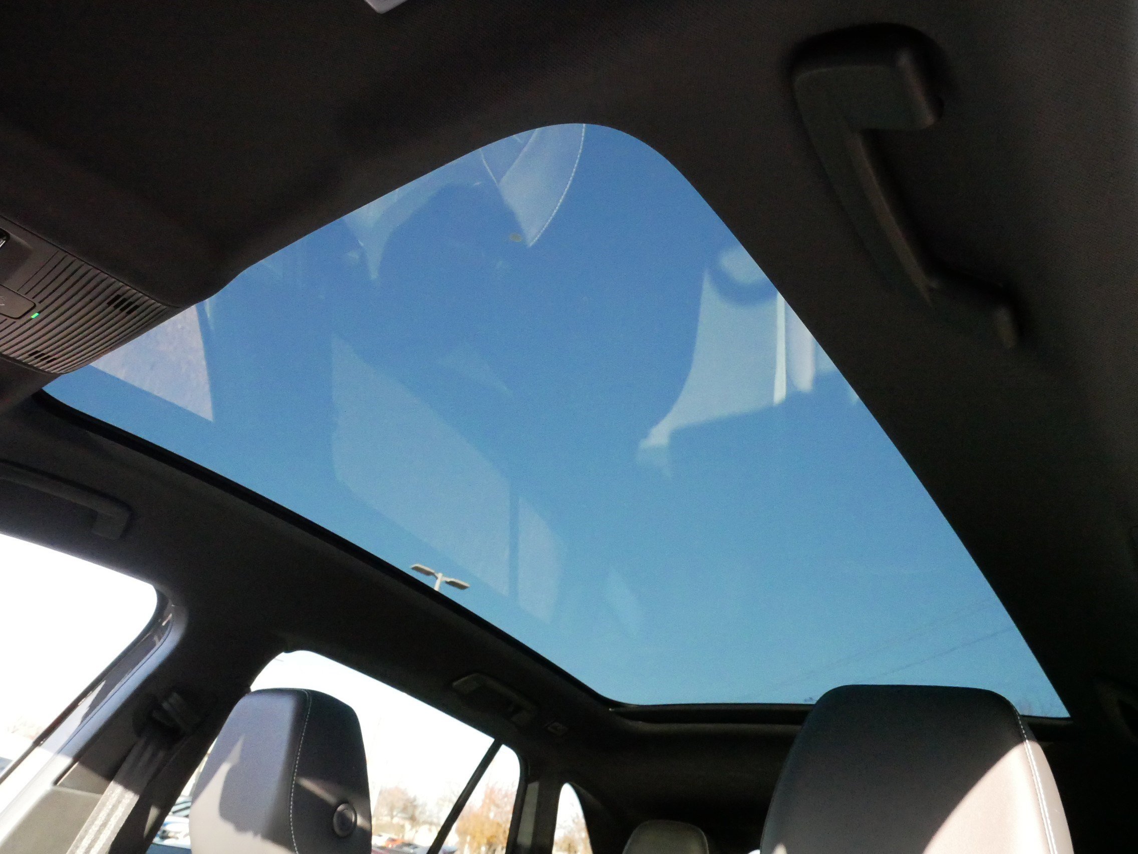 Certified 2023 Volkswagen ID.4 Pro S image 31