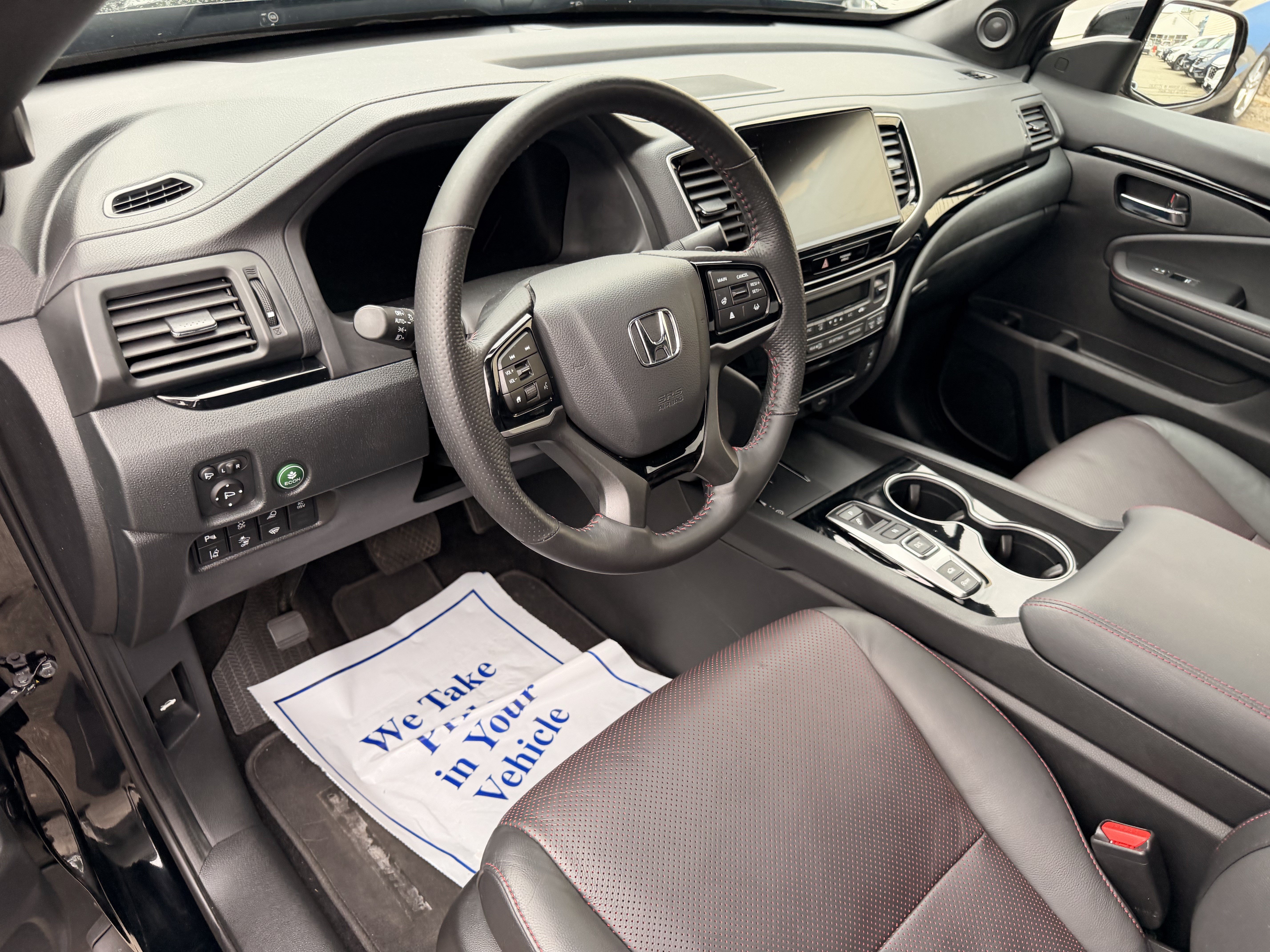Used 2024 Honda Ridgeline Black Edition image 13