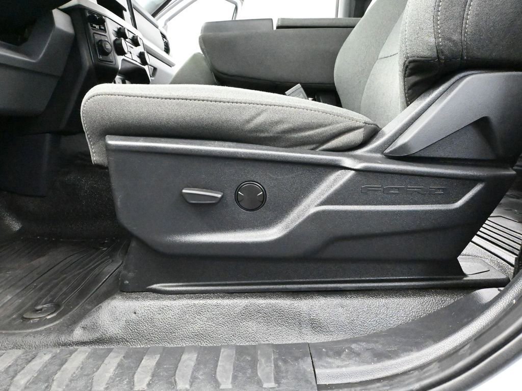 Used 2024 Ford F350 XLT w/ FX4 Off-Road Package image 21