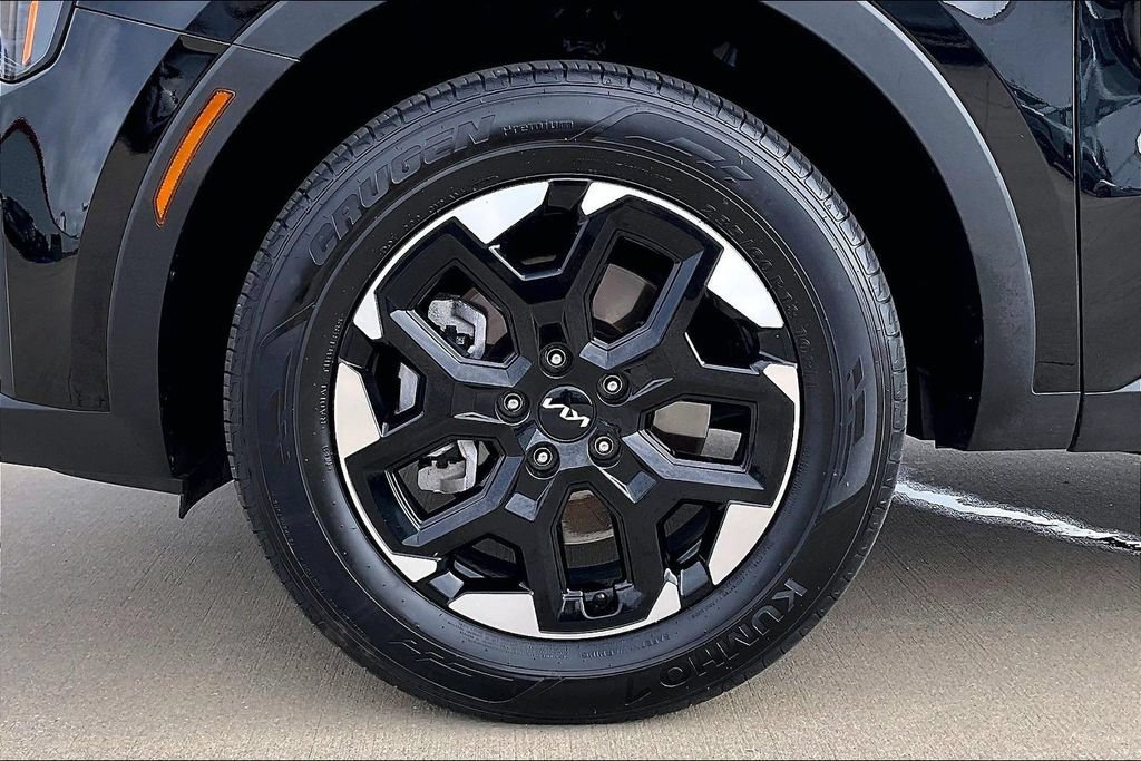 Used 2025 Kia Sorento S AWD/4WD image 9