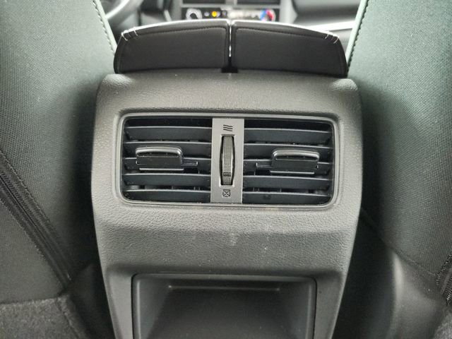 Used 2025 Nissan Rogue S image 36