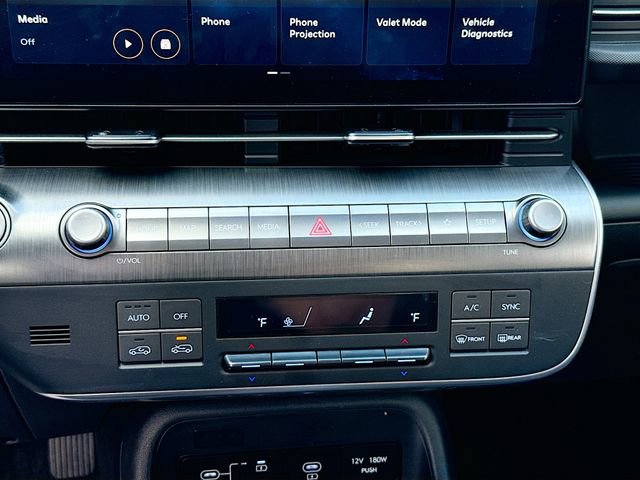 Used 2024 Hyundai Kona SEL image 15