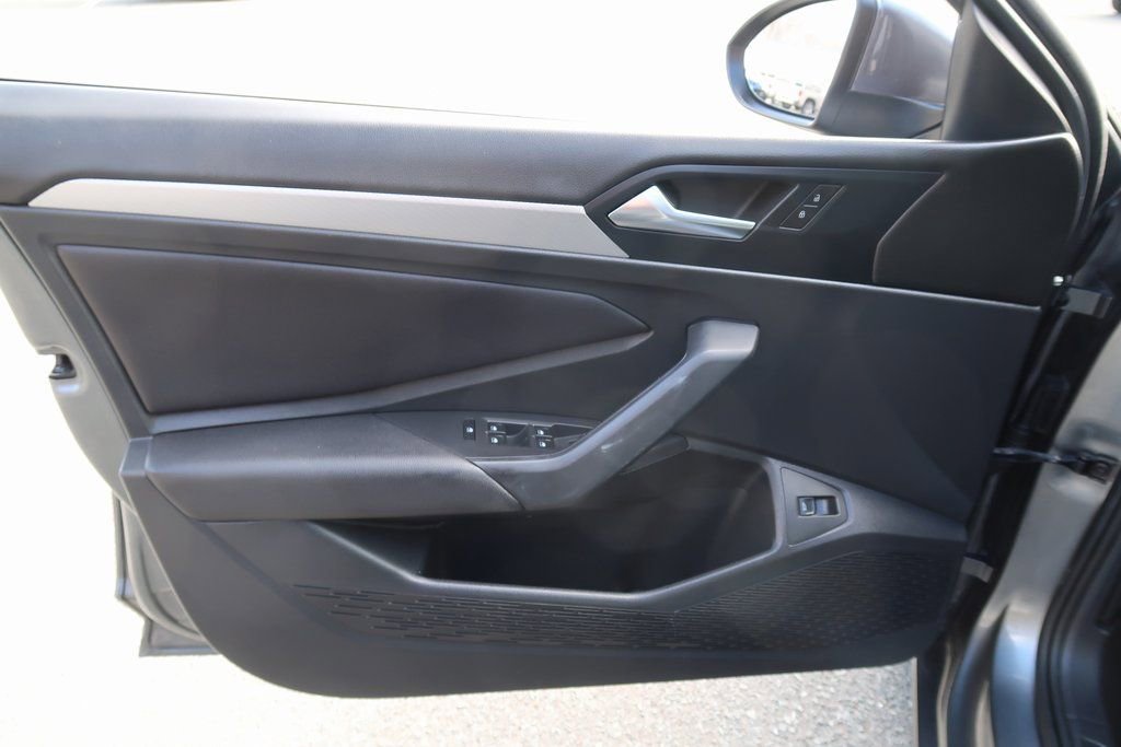 Used 2019 Volkswagen Jetta S image 15