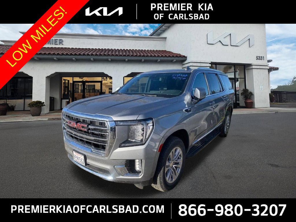 Used 2024 GMC Yukon SLT w/ SLT Luxury Package AWD/4WD image 1