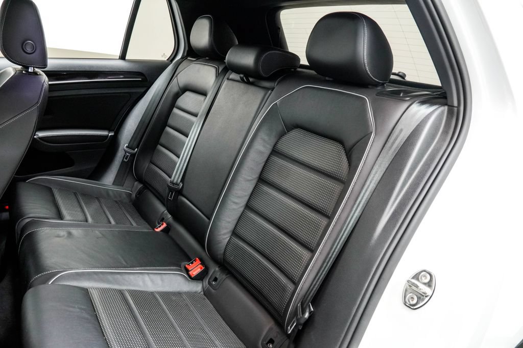 Used 2019 Volkswagen Golf R 4-Door AWD/4WD image 22
