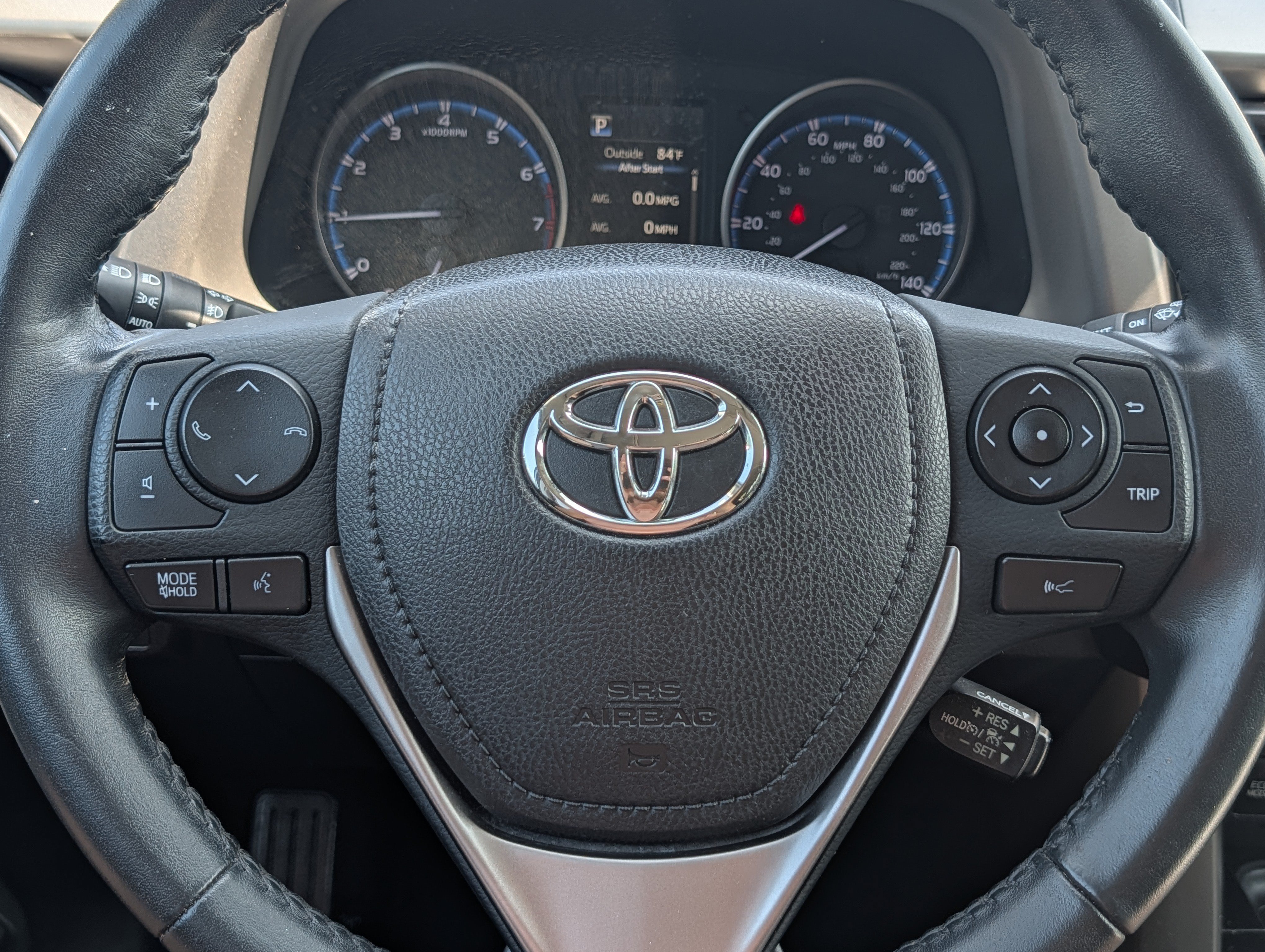 Used 2018 Toyota RAV4 XLE w/ Plus Extra Value Package AWD/4WD image 25