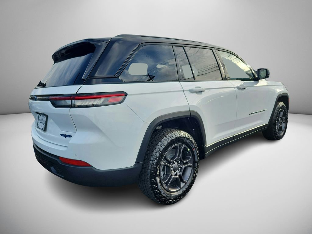 New 2024 Jeep Grand Cherokee Trailhawk AWD/4WD image 3