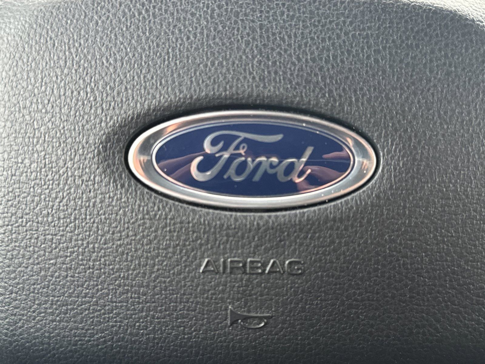 New 2025 Ford F550 2WD Regular Cab Super Duty image 28