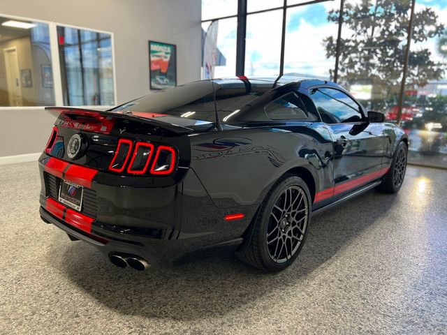 Used 2013 Ford Mustang Shelby GT500 RWD image 10